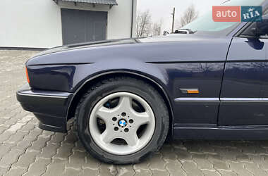 Седан BMW 5 Series 1995 в Бориславі