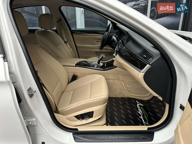 Седан BMW 5 Series 2012 в Киеве