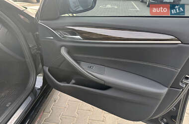 Седан BMW 5 Series 2019 в 