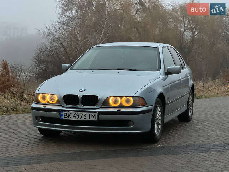 Седан BMW 5 Series 1999 в Рівному