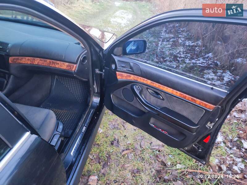 Седан BMW 5 Series 1999 в Львові