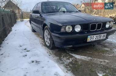 Седан BMW 5 Series 1992 в Надвірній