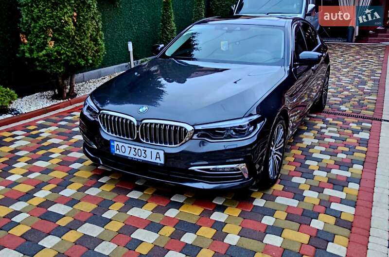 Седан BMW 5 Series 2017 в Мукачевому