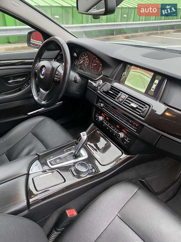 Седан BMW 5 Series 2014 в Киеве