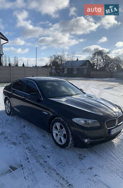 Седан BMW 5 Series 2011 в Нововолынске