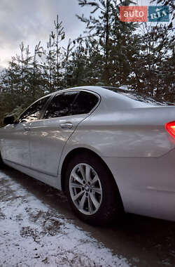 Седан BMW 5 Series 2011 в Полтаві