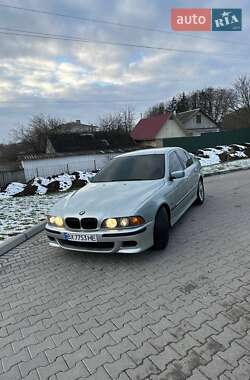 Седан BMW 5 Series 2000 в Шумську