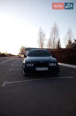 Седан BMW 5 Series 2001 в Ічні