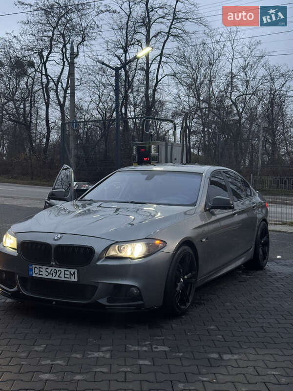 Седан BMW 5 Series 2011 в Черновцах