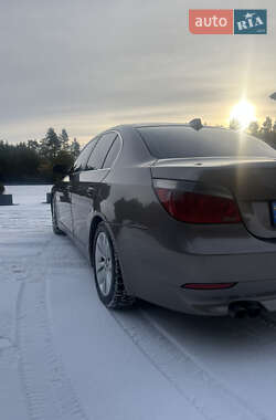 Седан BMW 5 Series 2005 в Львові