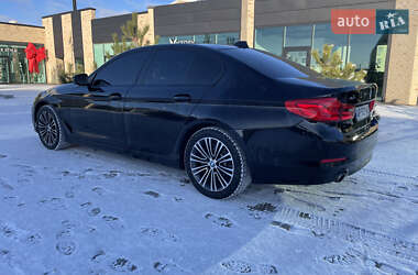 Седан BMW 5 Series 2017 в Хмельницком