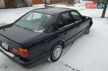 Седан BMW 5 Series 1988 в Сумах