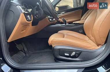 Седан BMW 5 Series 2017 в 