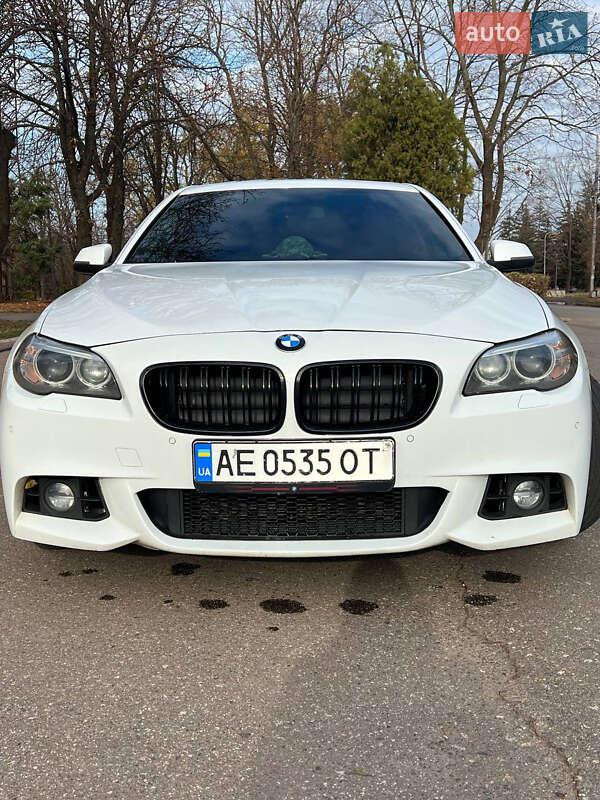 Седан BMW 5 Series 2014 в Кривом Роге