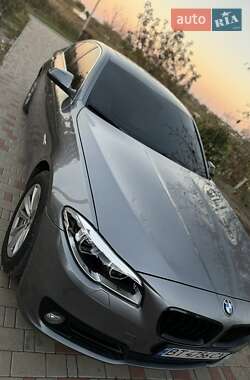 Седан BMW 5 Series 2015 в Херсоне