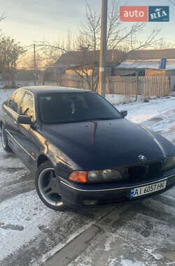 Седан BMW 5 Series 2000 в 