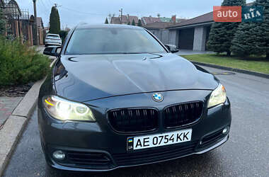 Седан BMW 5 Series 2015 в Дніпрі