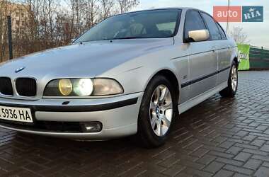 Седан BMW 5 Series 2000 в Кропивницькому