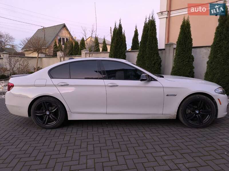 Седан BMW 5 Series 2016 в Дрогобичі