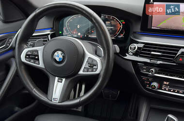 Седан BMW 5 Series 2020 в Сарнах