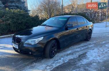 Седан BMW 5 Series 2005 в Єланці