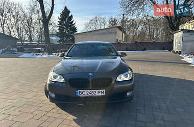 Седан BMW 5 Series 2011 в 