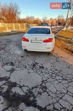 Седан BMW 5 Series 2012 в Тальному