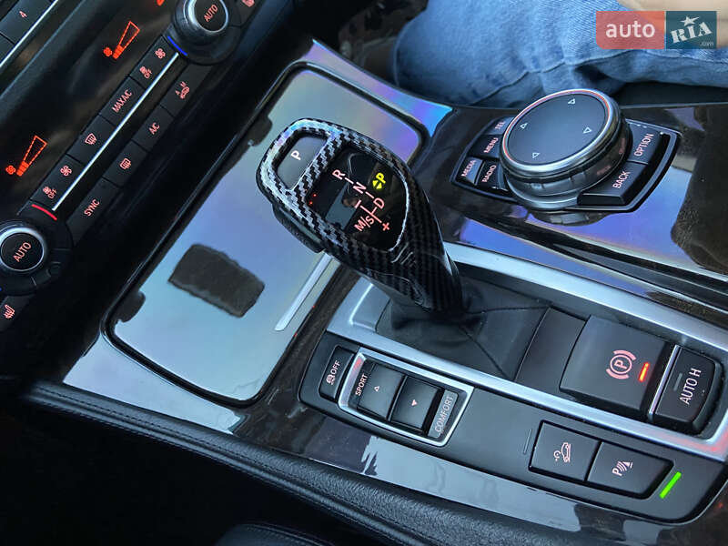 Седан BMW 5 Series 2015 в Кропивницькому