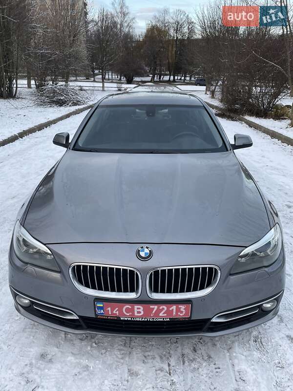 Седан BMW 5 Series 2015 в Тернополе