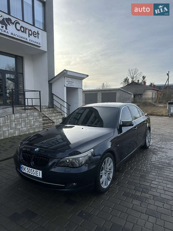 Седан BMW 5 Series 2008 в Березному