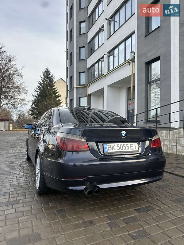 Седан BMW 5 Series 2008 в Березному