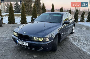 Седан BMW 5 Series 2003 в Гайсину