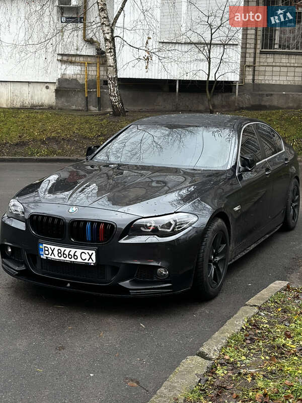 Седан BMW 5 Series 2011 в Хмельницькому