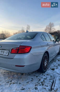 Седан BMW 5 Series 2014 в Остроге