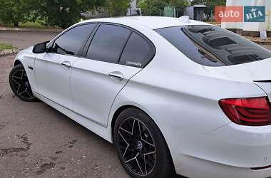 Седан BMW 5 Series 2012 в Доброславі