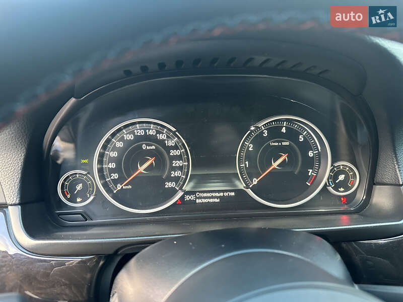 Седан BMW 5 Series 2012 в Черновцах