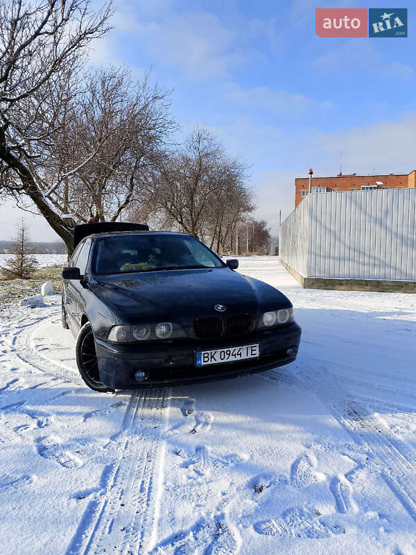 Седан BMW 5 Series 1998 в Тальном