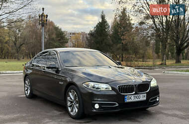 Седан BMW 5 Series 2014 в Рівному