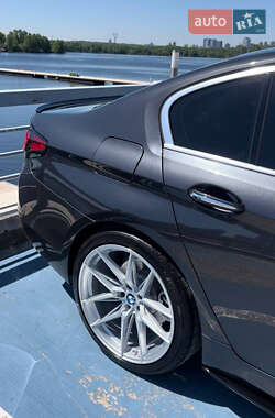 Седан BMW 5 Series 2017 в 