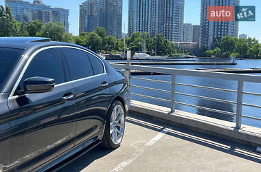 Седан BMW 5 Series 2017 в 