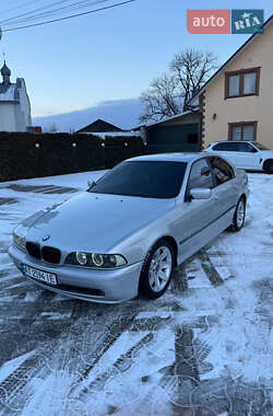 Седан BMW 5 Series 1999 в Чернівцях