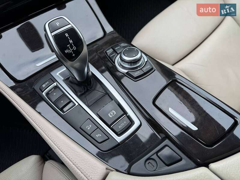 Седан BMW 5 Series 2012 в Одесі