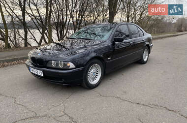 Седан BMW 5 Series 1999 в Смілі