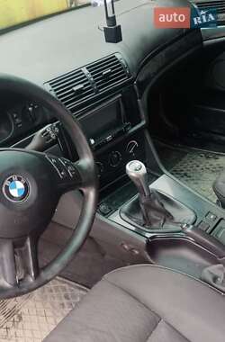 Седан BMW 5 Series 2001 в Львові