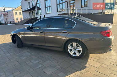 Седан BMW 5 Series 2011 в 
