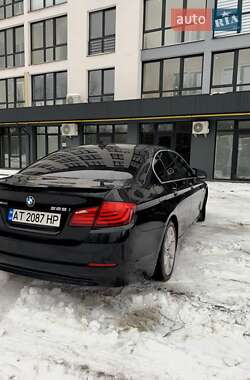 Седан BMW 5 Series 2012 в Новояворівську