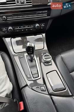 Седан BMW 5 Series 2010 в 