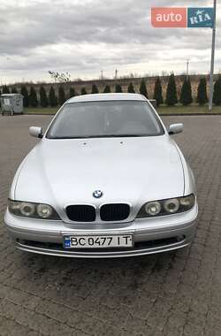 Седан BMW 5 Series 2002 в Львові