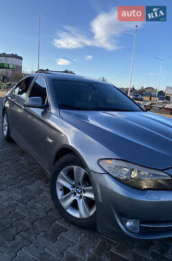 Седан BMW 5 Series 2011 в Стрию