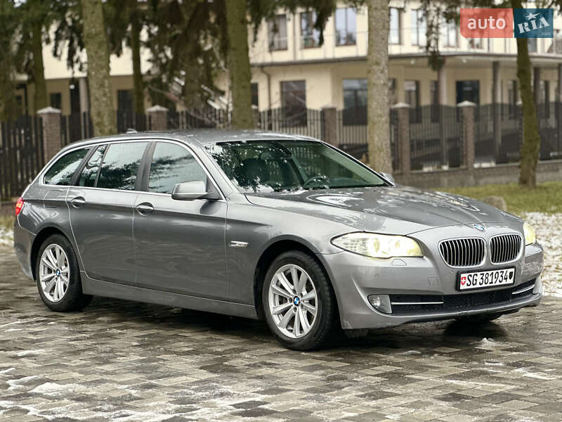 Универсал BMW 5 Series 2010 в Староконстантинове